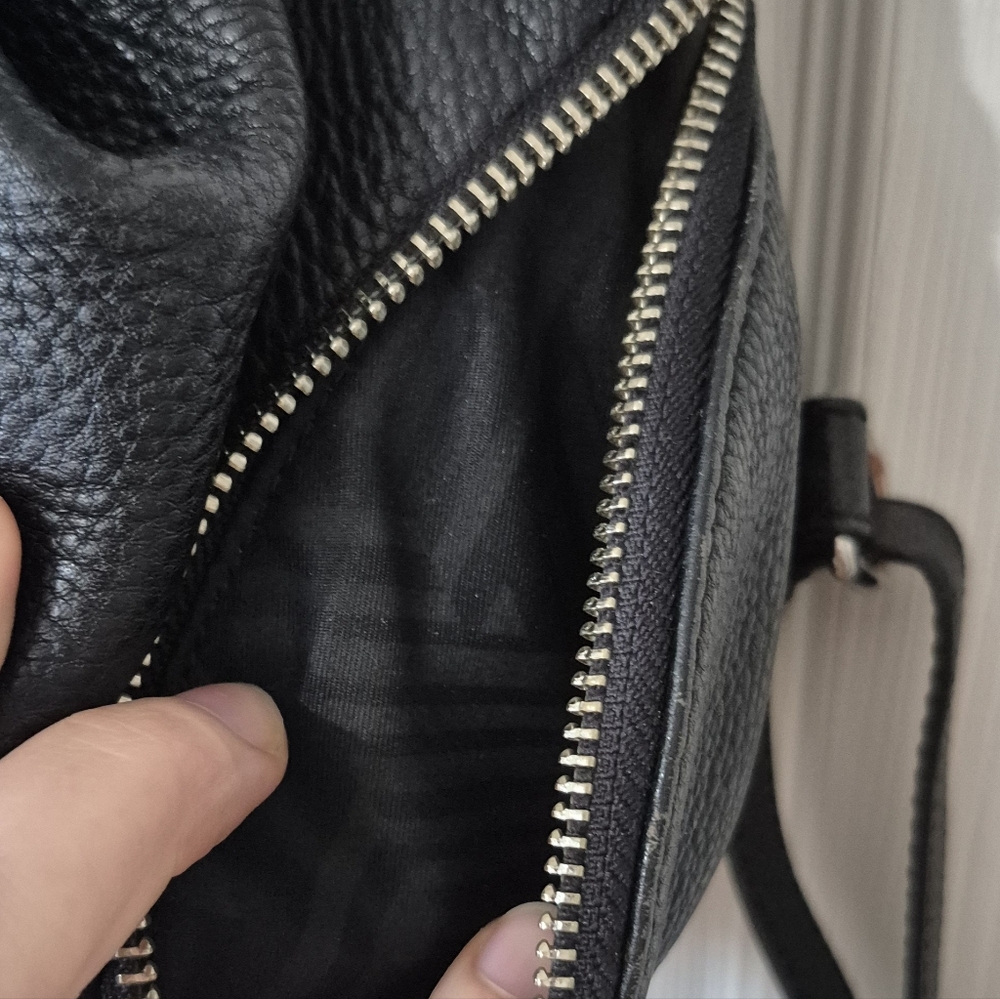 Rebecca Minkoff Julian Backpack Black Pebbled Leather Center Zip Restored - Picture 6 of 16